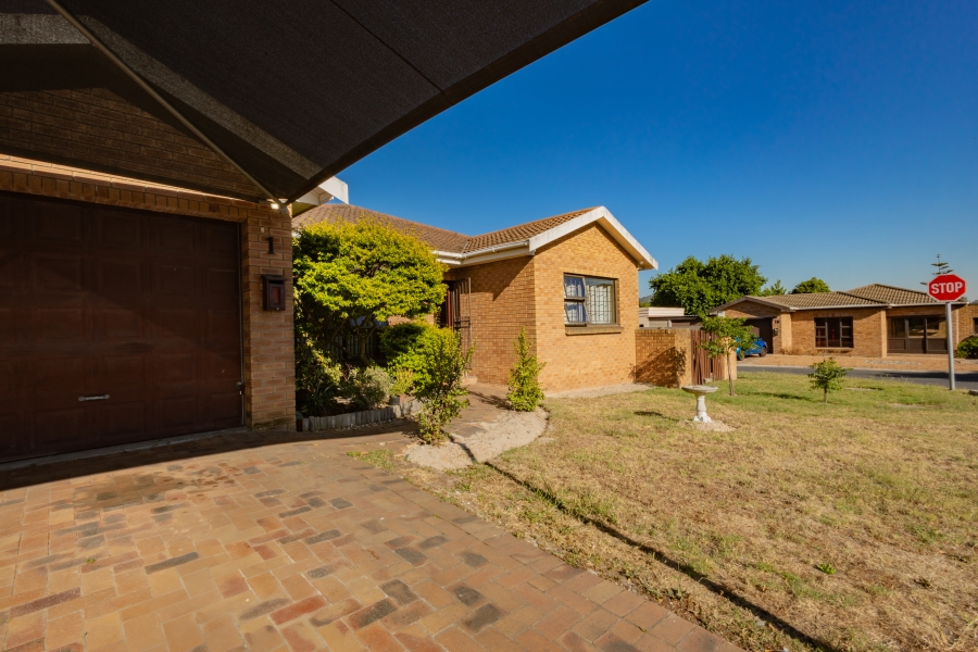 3 Bedroom Property for Sale in Brackenfell South Western Cape